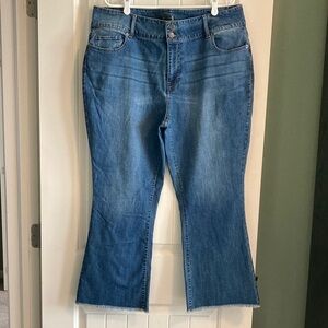 Women's Mid Blue Capri Style Flare Jeans